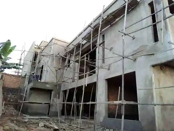 Waiting for the bus in the desert