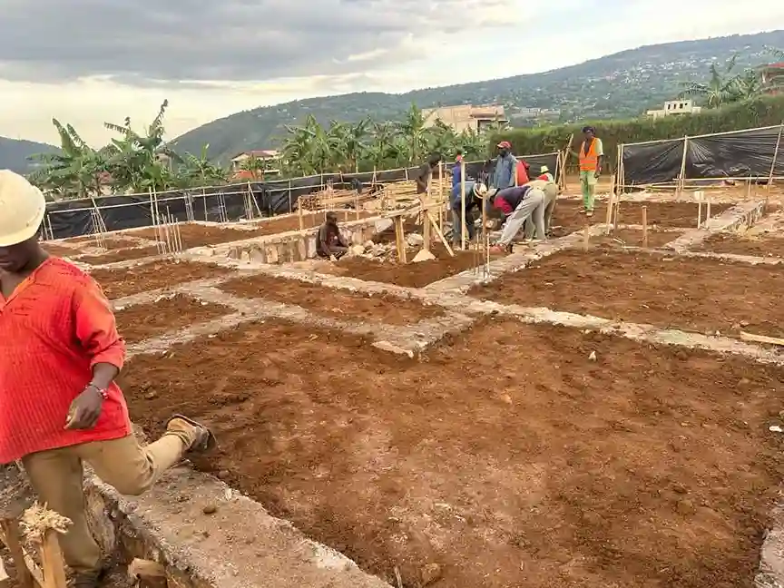 Waiting for the bus in the desert